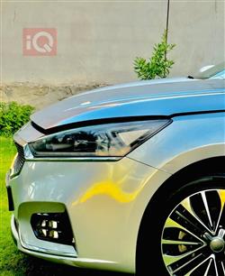 Kia Cadenza